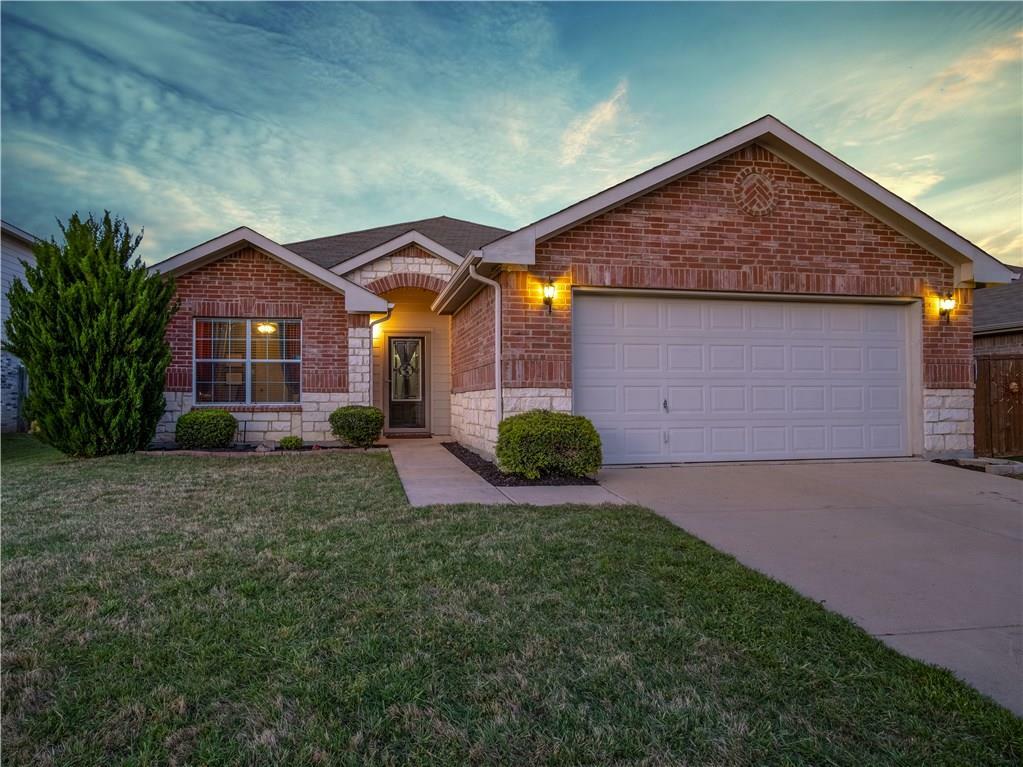 Property Photo:  8512 Shallow Creek Drive  TX 76179 