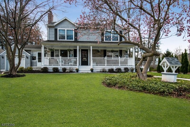 Property Photo:  427 Beechwood Pl  NJ 07090 