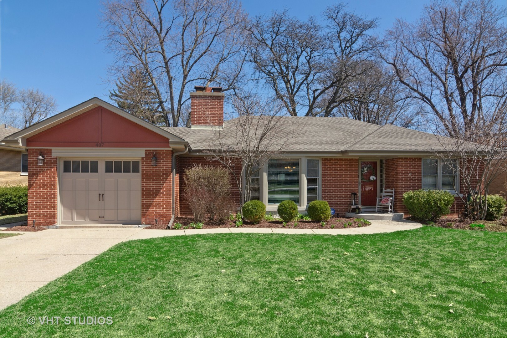 Property Photo:  407 West Go Wando Avenue  IL 60056 