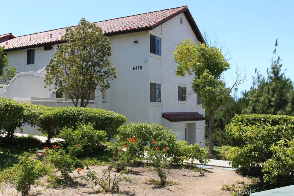 Property Photo: 16470 Avenida Venusto F CA 92128