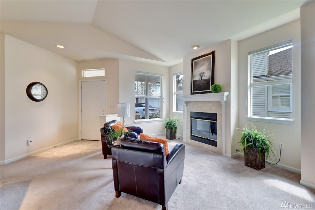 Property Photo: 2680 139th Ave SE 11 WA 98005