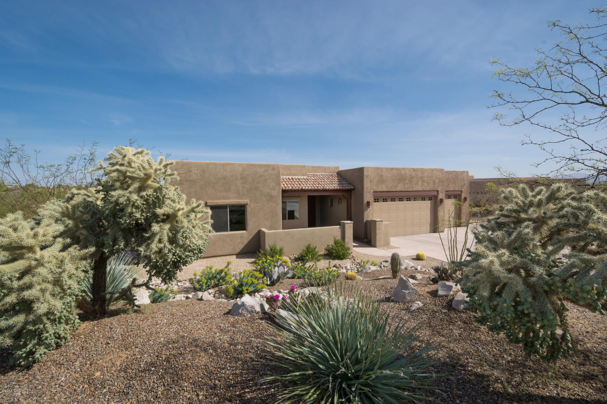 Property Photo: 718 W Placita Quieta AZ 85622