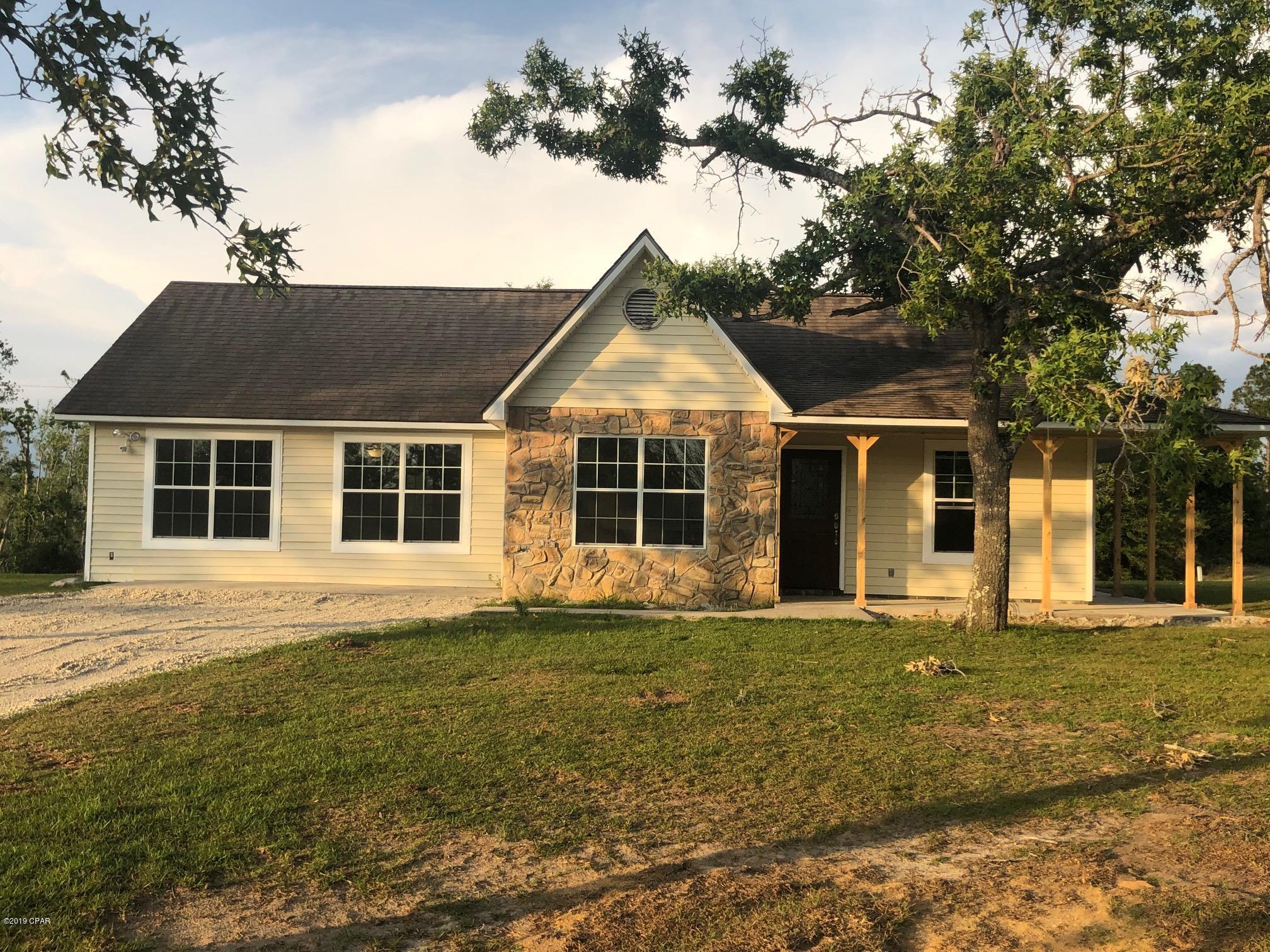 Property Photo: 2648 Vancouver Drive FL 32420