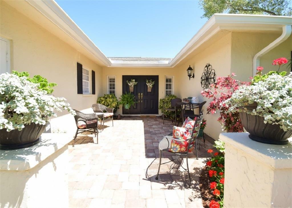 Property Photo:  6994 W Country Club Drive N  FL 34243 