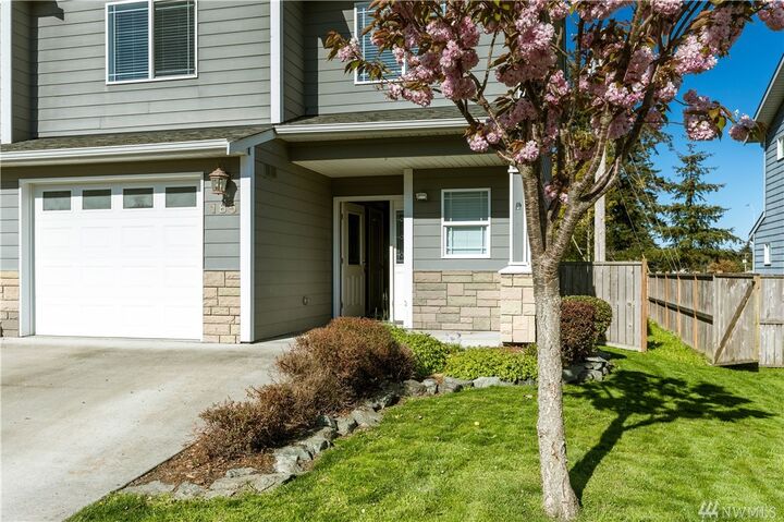 Property Photo: 185 NE Melrose Dr WA 98277
