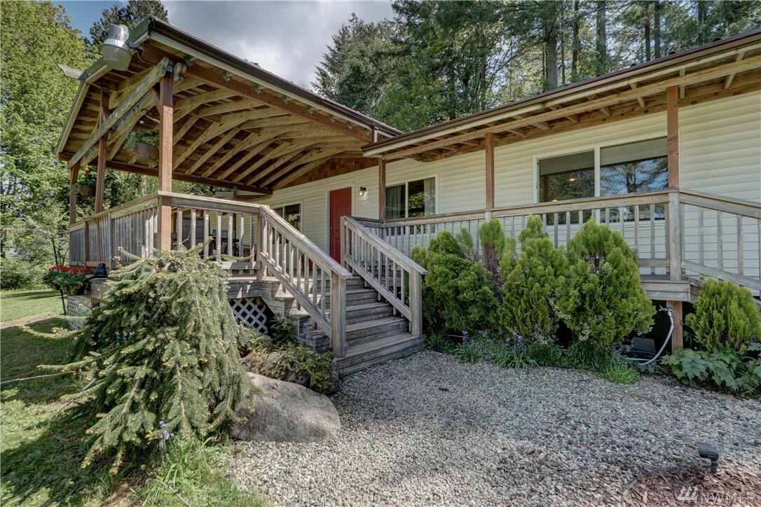 Property Photo: 512 Key Peninsula Hwy S WA 98349