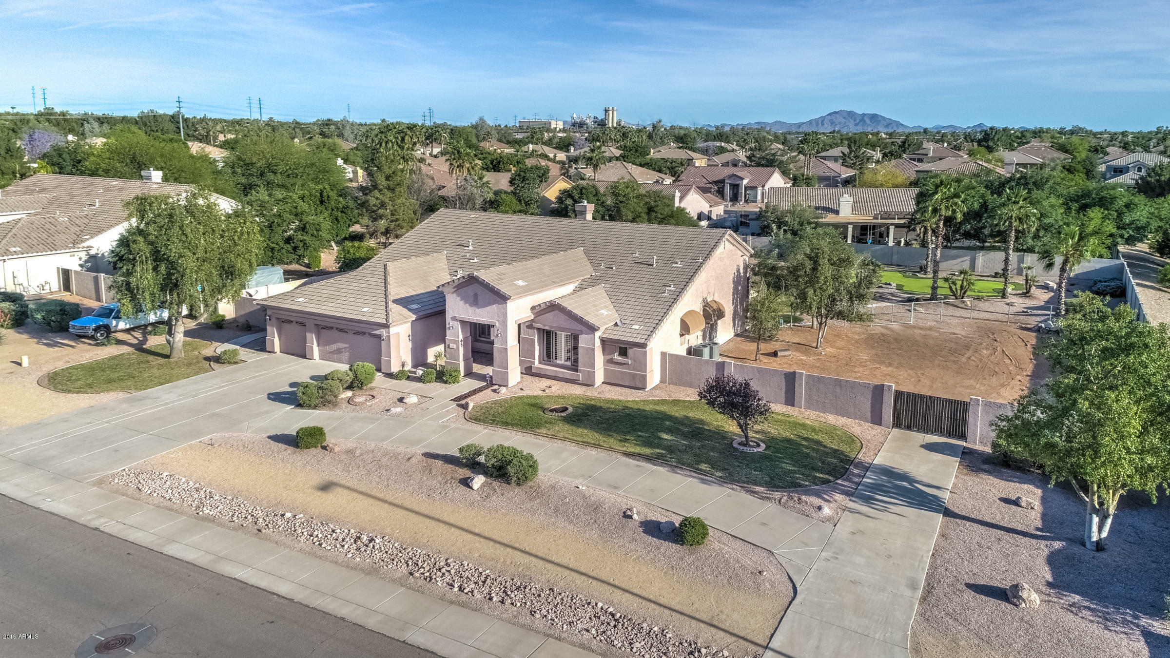 Property Photo:  1493 E Mesquite Street  AZ 85296 