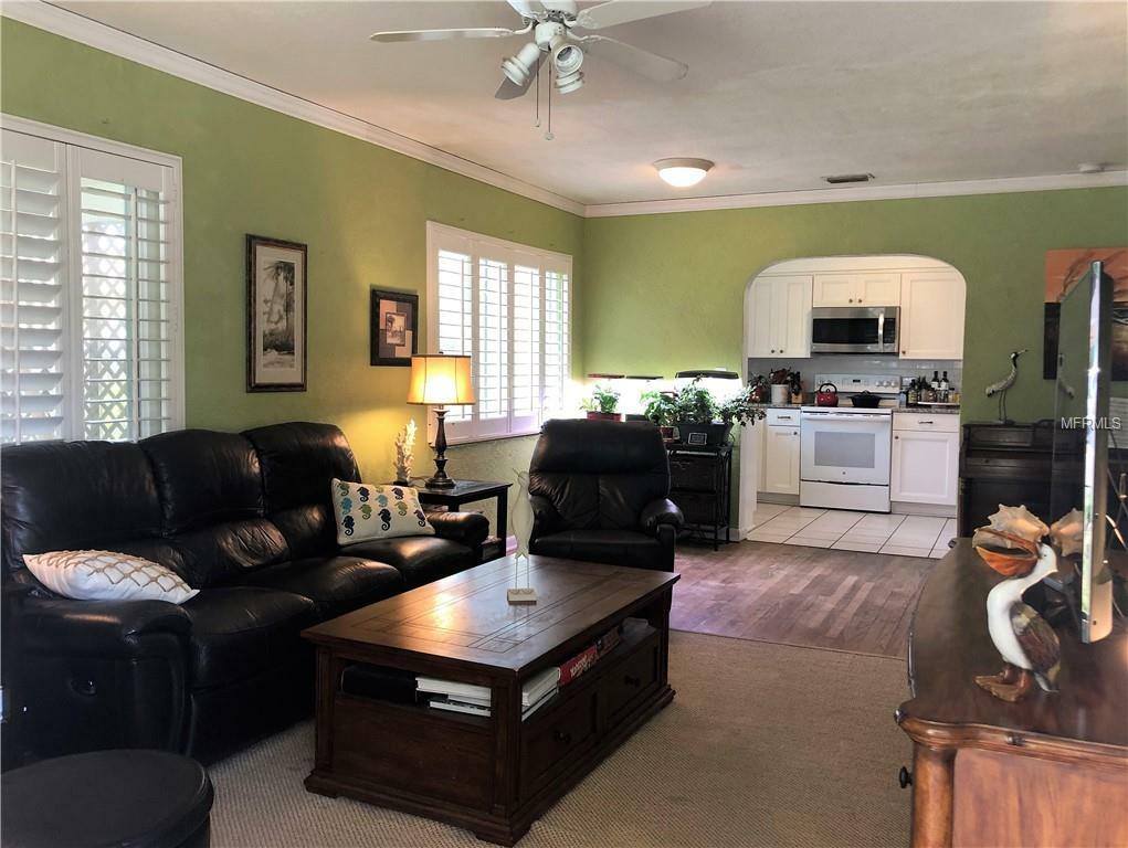 Property Photo:  2524 Westhigh Avenue  FL 33614 