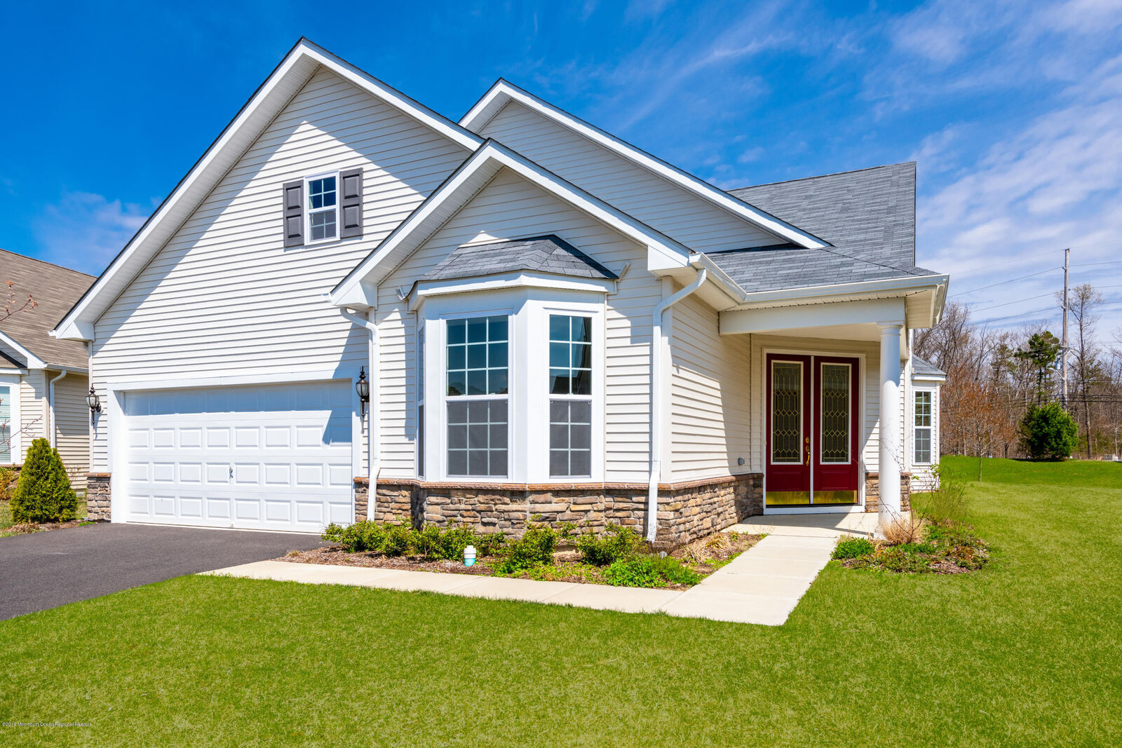 Property Photo:  13 Eagle Ridge Circle  NJ 08701 