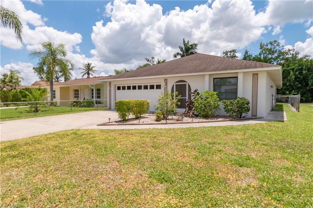 Property Photo:  774 98th Ave  FL 34108 