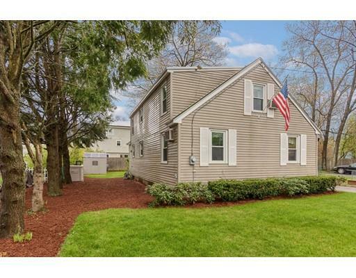 Property Photo: 6 Gassett Rd MA 01886