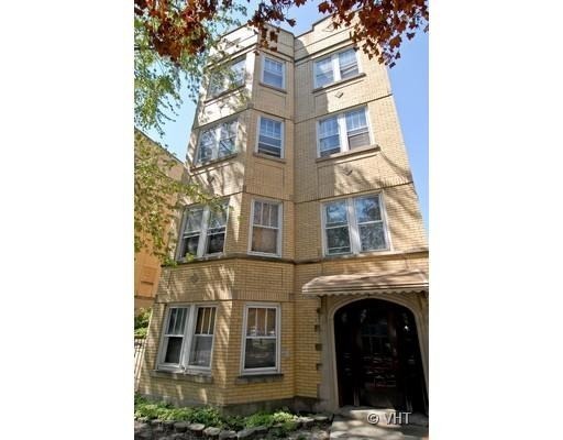Property Photo: 4110 North Mozart Street 3 IL 60618