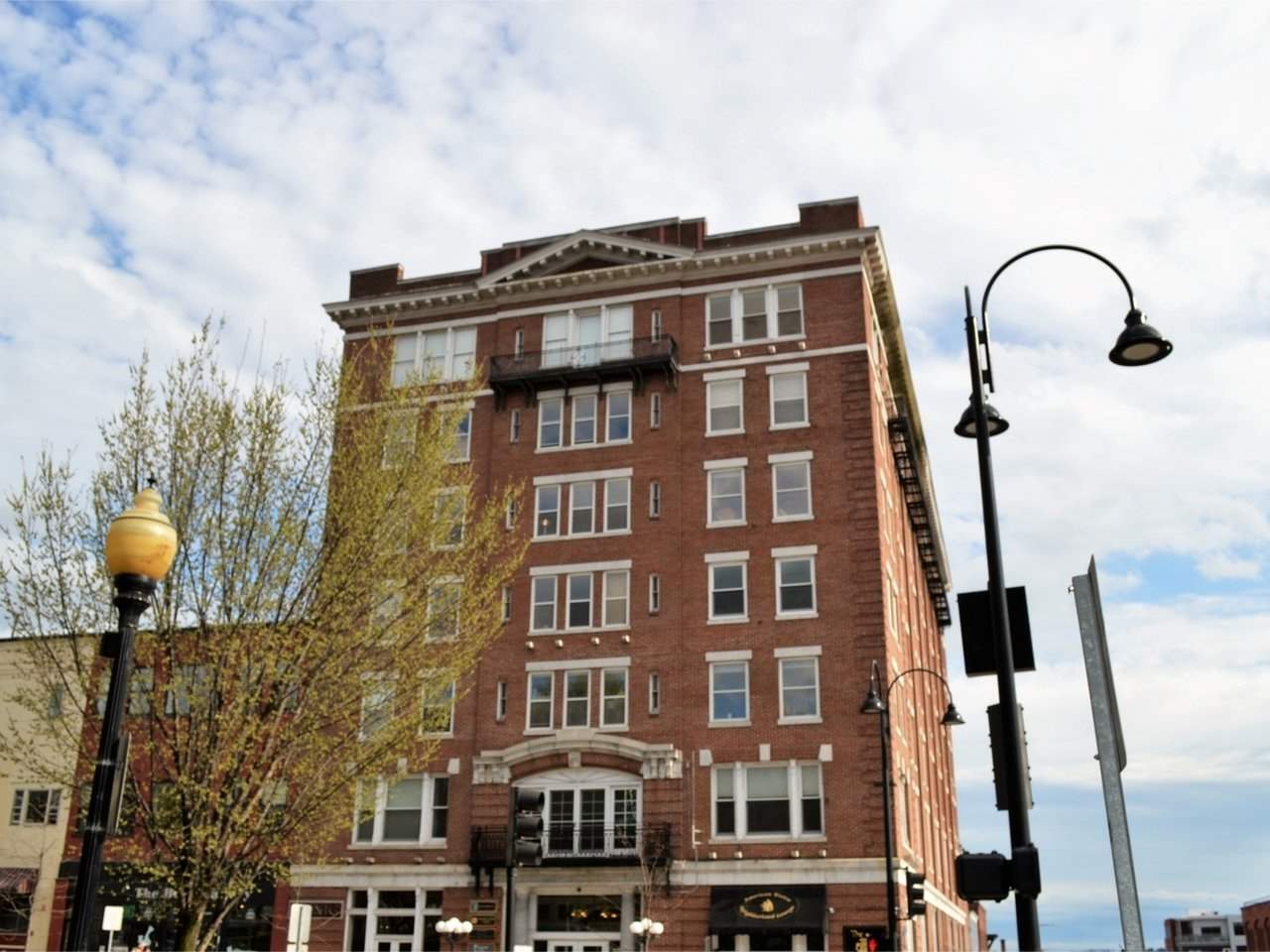 Property Photo: 131 Main Street 405 VT 05401