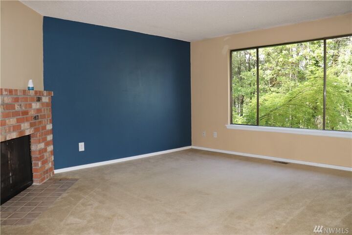 Property Photo:  721 Grandview Ave  WA 98584