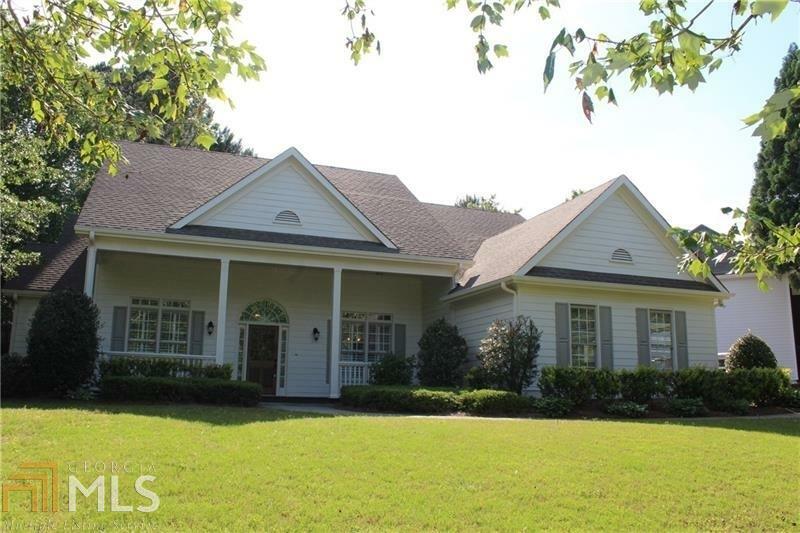 Property Photo:  815 Taylor Pkwy  GA 30024 