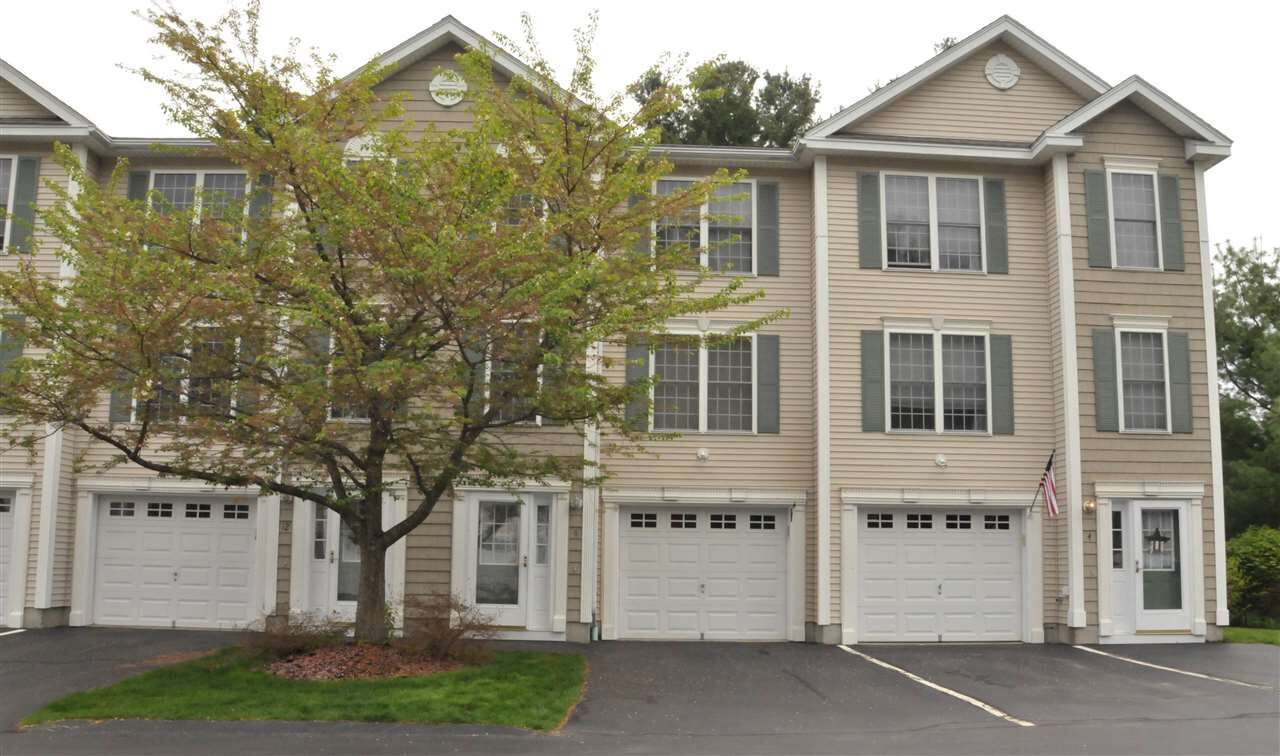 Property Photo:  6 Eastwood Way 6  NH 03109 