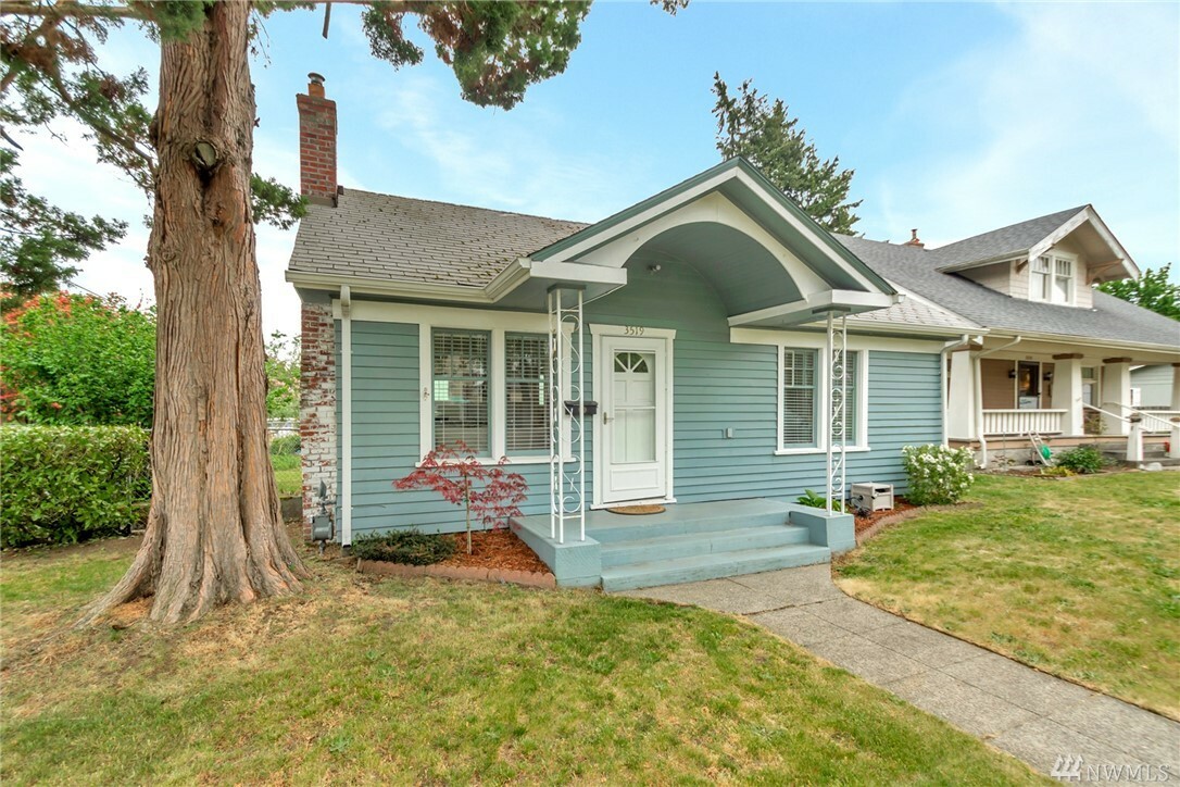 Property Photo:  3519 N Mullen St  WA 98407 