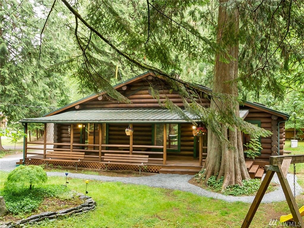 Property Photo: 19218 Bergan Rd WA 98252