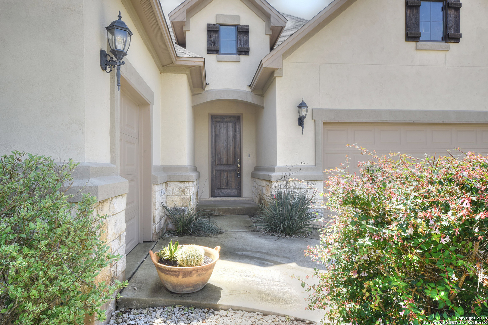 Property Photo: 628 Carriage House Unit #31 TX 78070