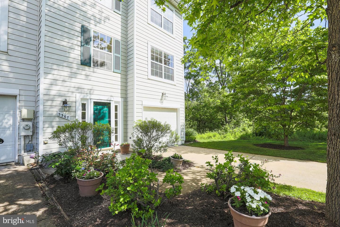 Property Photo:  5367 Chase Lions Way  MD 21044 