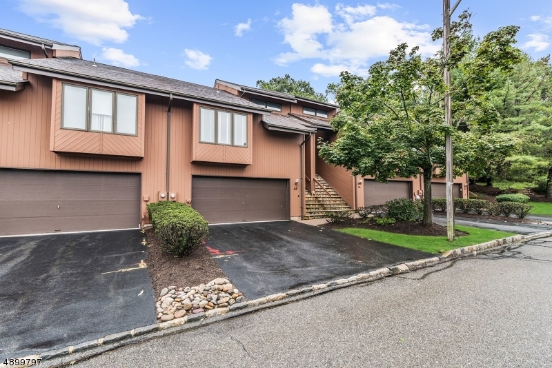 Property Photo: 43 Sullivan Dr NJ 07052