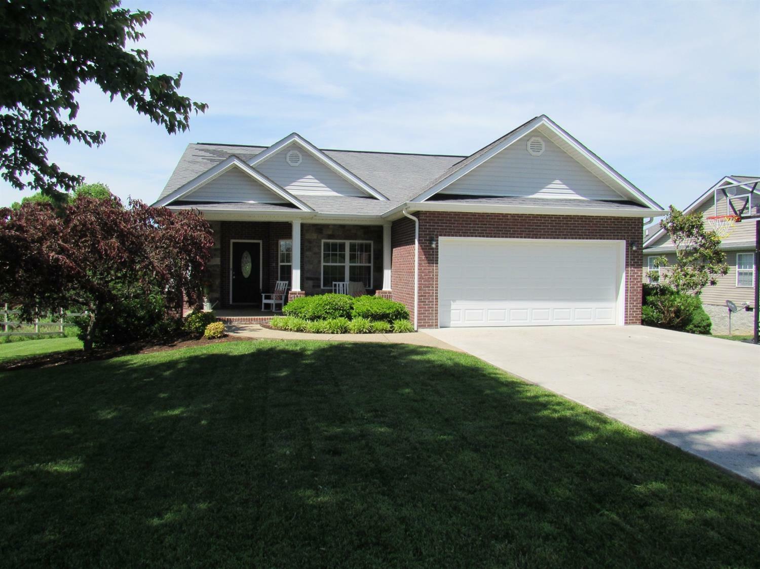 Property Photo:  784 County Farm Rd  KY 40741 