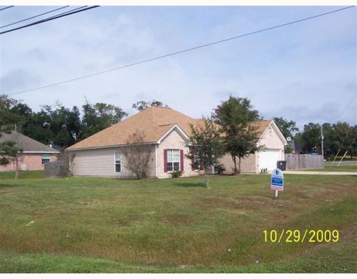 Property Photo:  11053 Pin Oak Drive  MS 39532 