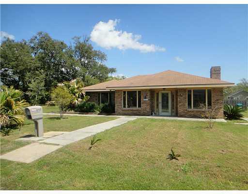 Property Photo: 614 Regnault Avenue MS 39501
