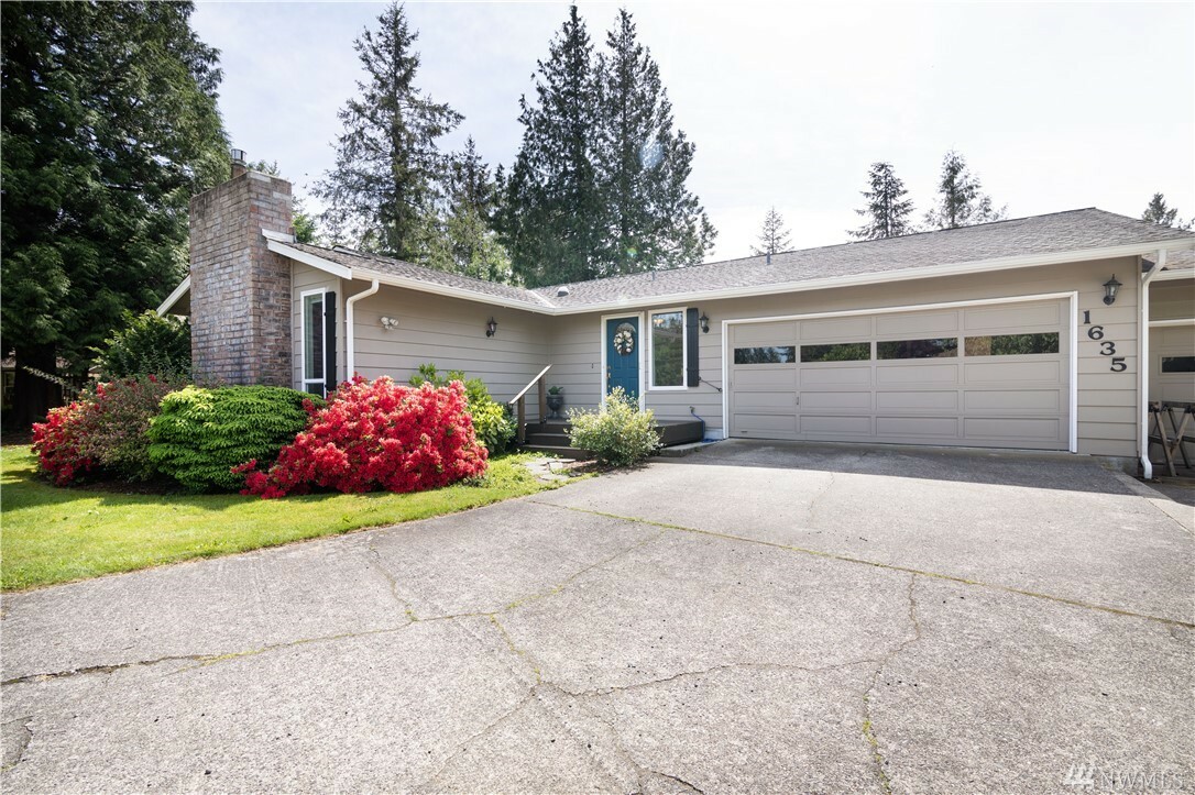 Property Photo:  1635 Firmeadow Ct  WA 98248 