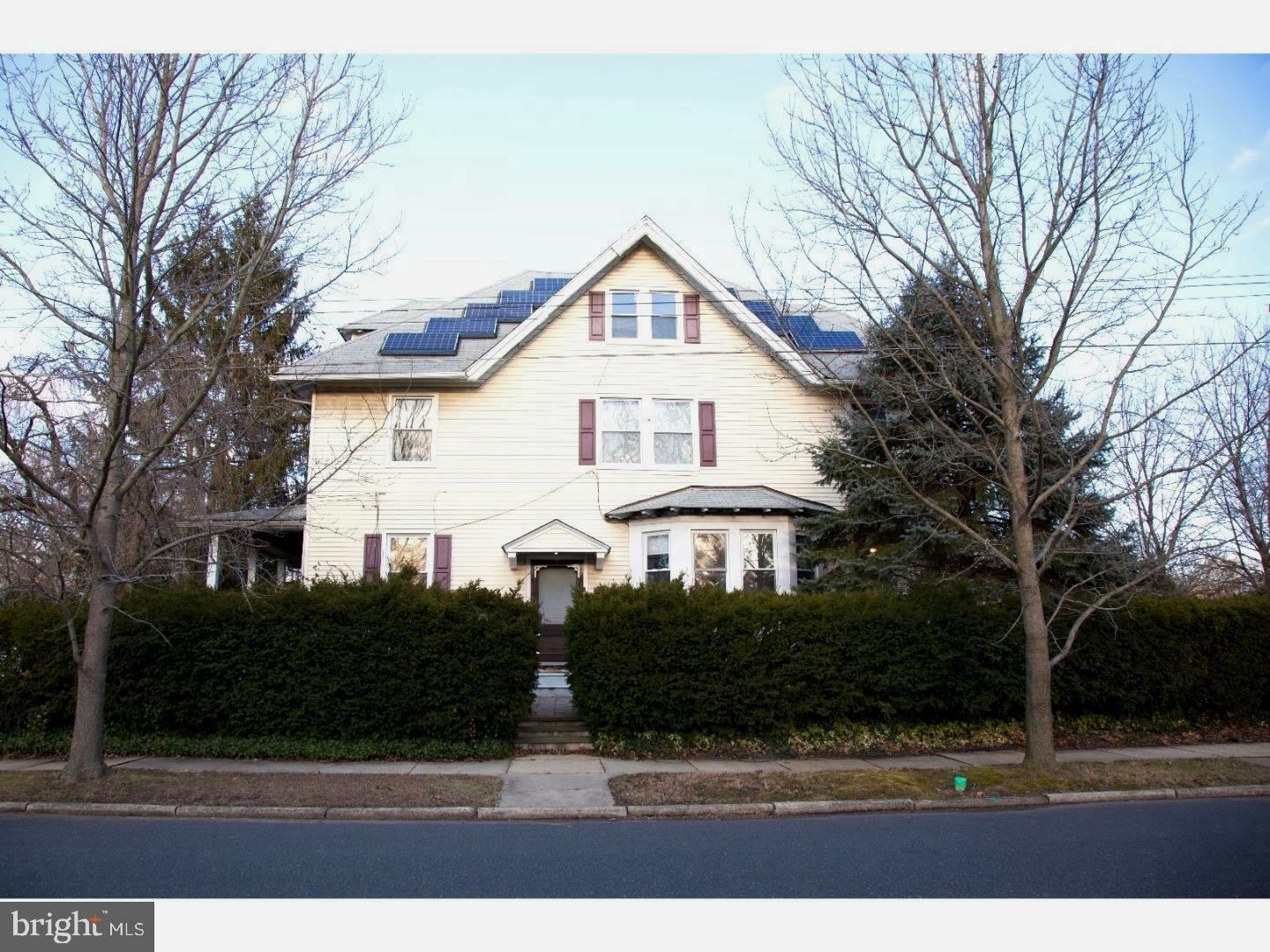 Property Photo:  922 Grant Avenue  NJ 08107 