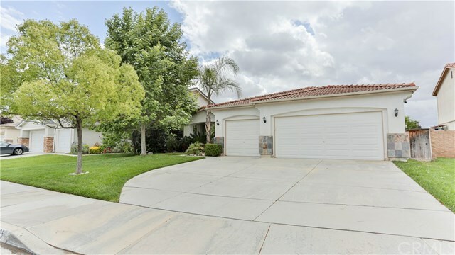 Property Photo:  30805 Mirage Circle  CA 92584 