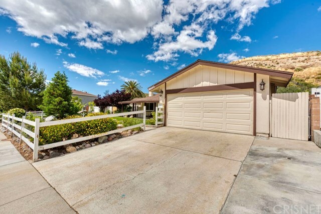 Property Photo:  29301 Abelia Road  CA 91387 