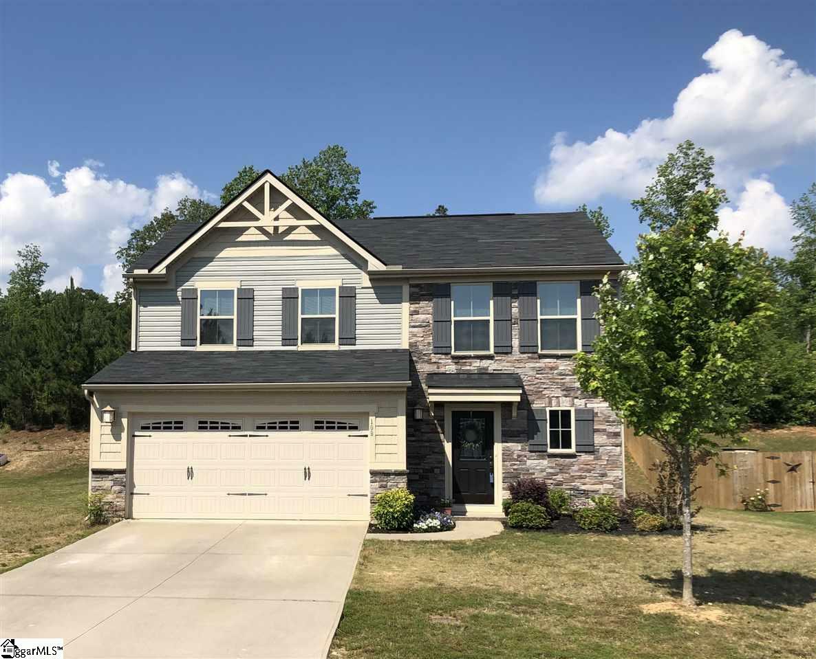 Property Photo: 109 Creekside Way SC 29642