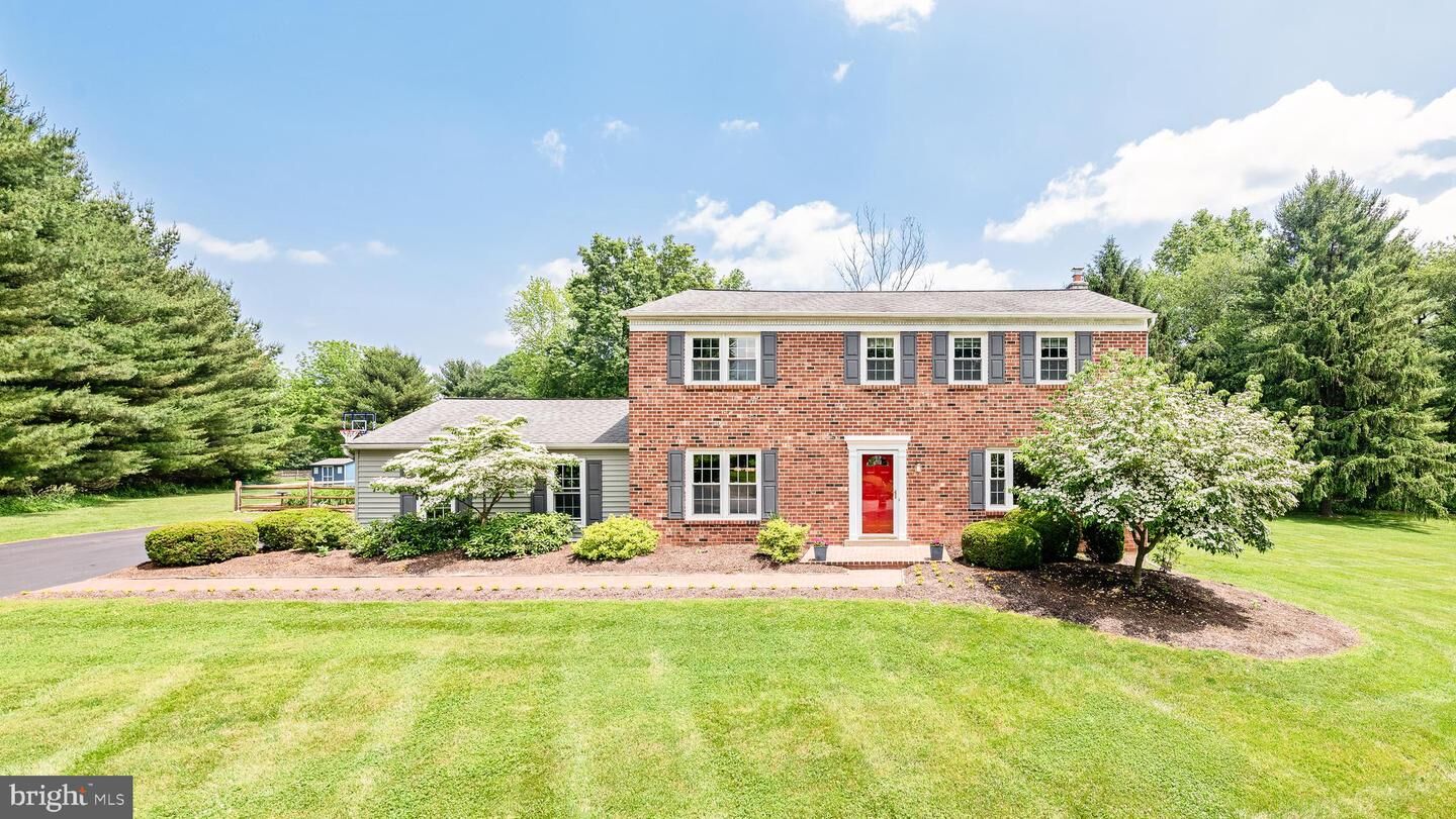 Property Photo: 1003 Jennifer Lane PA 19382