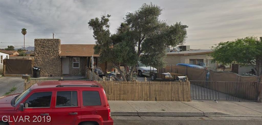 Property Photo:  1404 Putnam Avenue  NV 89030 