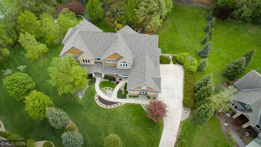 Property Photo: 950 Rivage Lane MN 55306