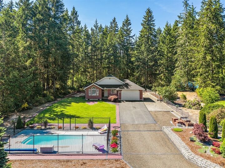 Property Photo:  13706 110th Street Court NW  WA 98239 