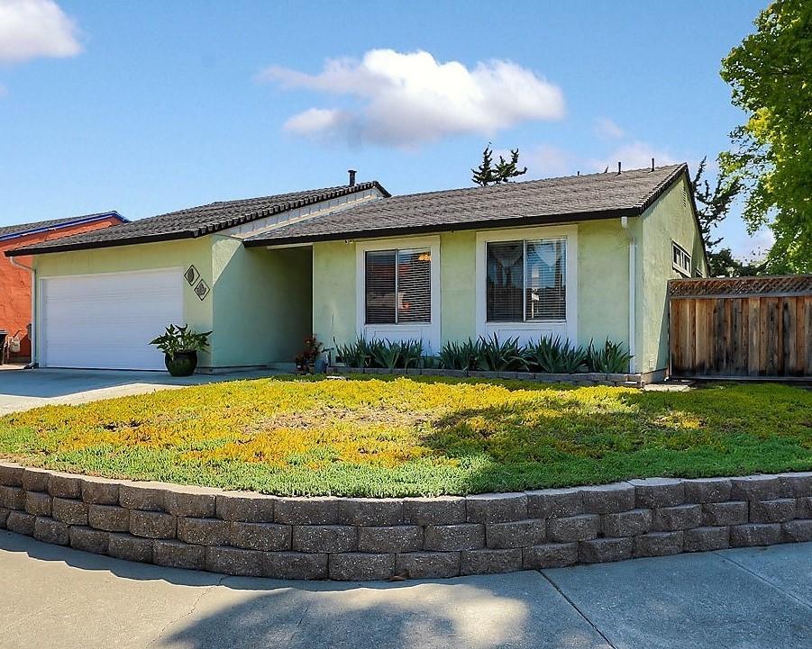 Property Photo: 5198 Persianwood Place CA 95111