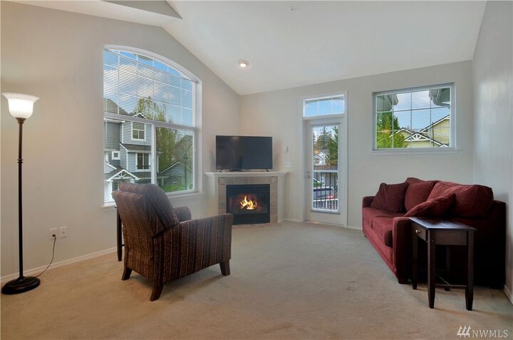 Property Photo: 16125 Juanita Woodinville Wy NE 111 WA 98011