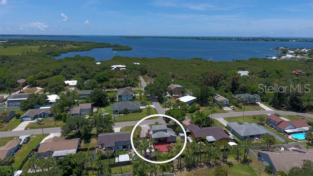 Property Photo:  3940 5th Avenue W  FL 34221 