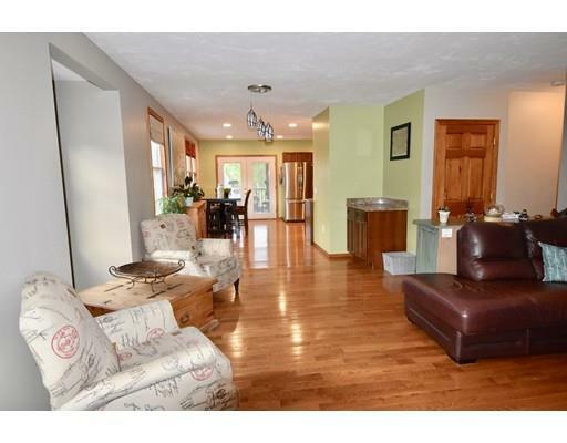Property Photo: 525 Massasoit Rd MA 01604