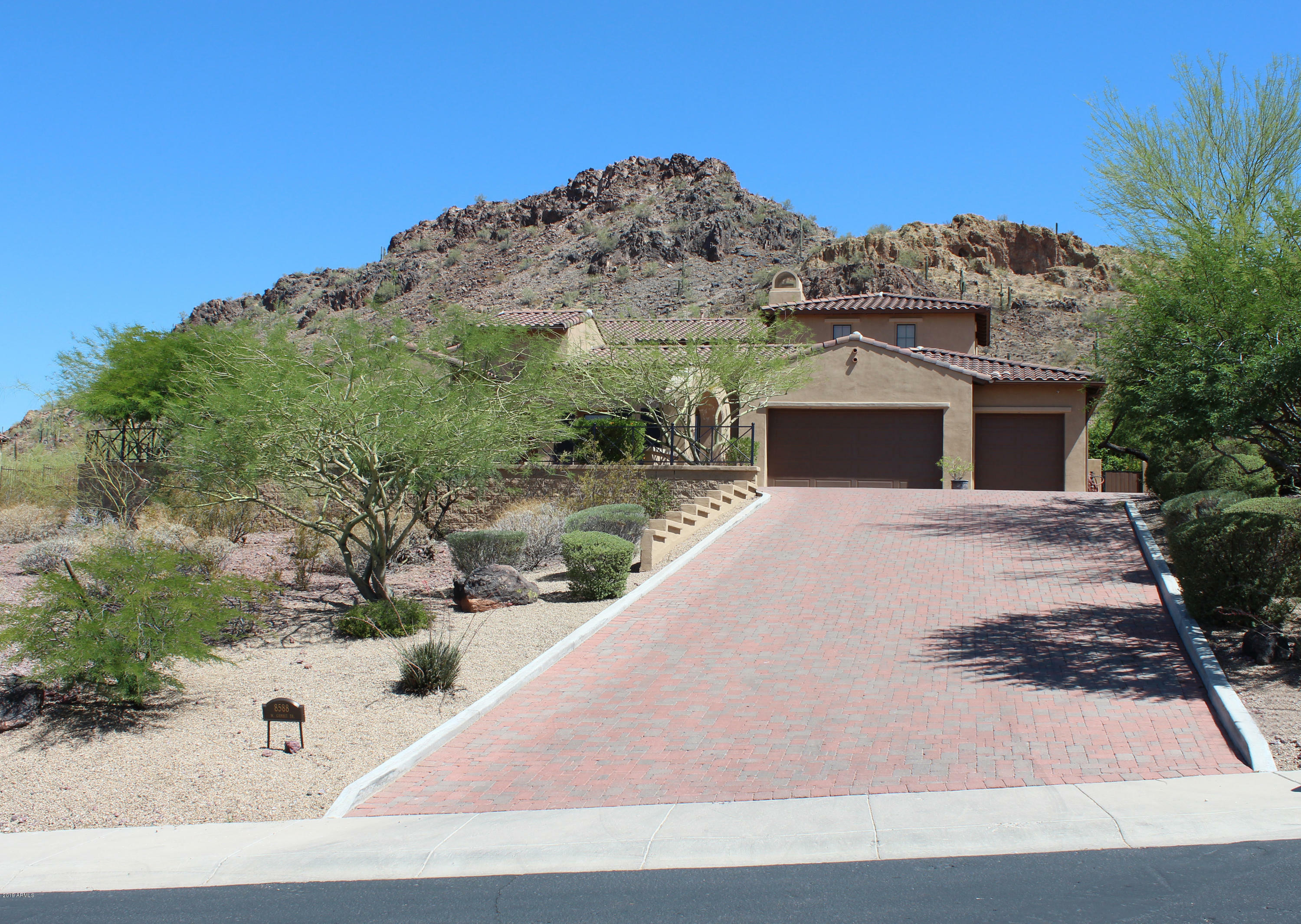 Property Photo:  8588 W Gambit Trail  AZ 85383 