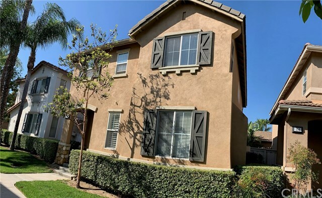 Property Photo:  152 Saint James 52  CA 92606 