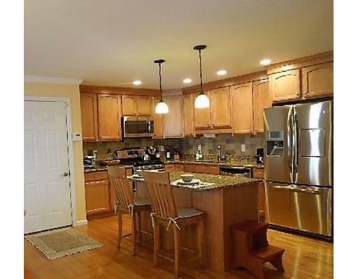 Property Photo: 43 Hanks St 4B MA 01852