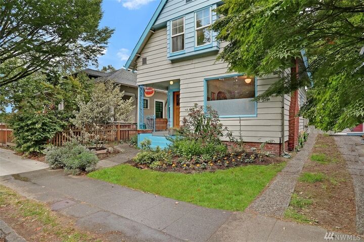 218 19th Ave E  Seattle WA 98112 photo