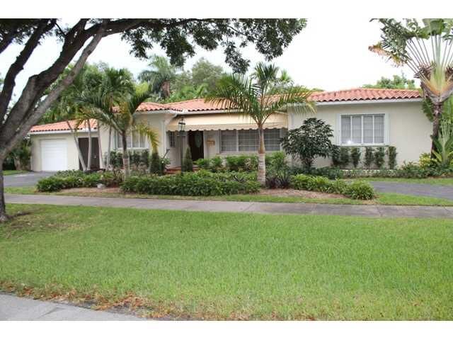 Property Photo:  427 Catalonia Av  FL 33134 