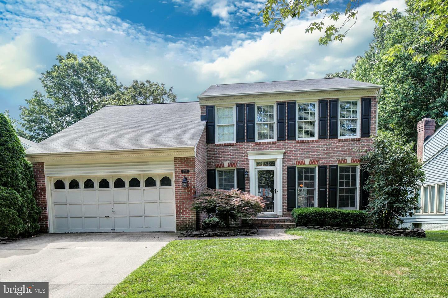 Property Photo:  1703 Picadilly Road  MD 21114 