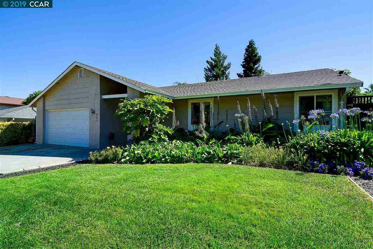 Property Photo: 629 Sterling Dr CA 94553