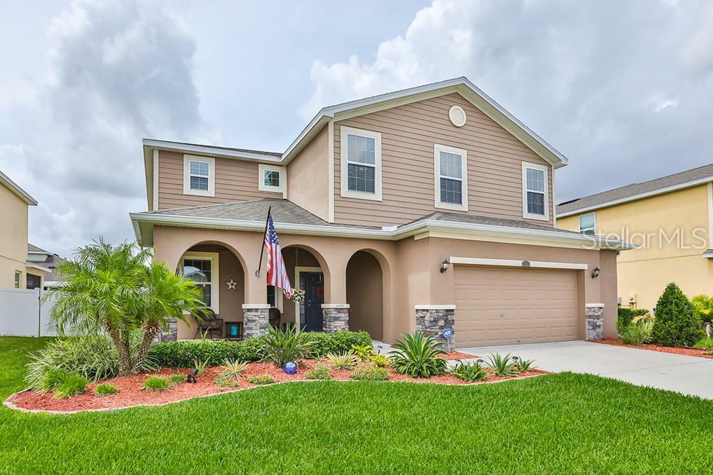 Property Photo:  11623 Balintore Drive  FL 33579 