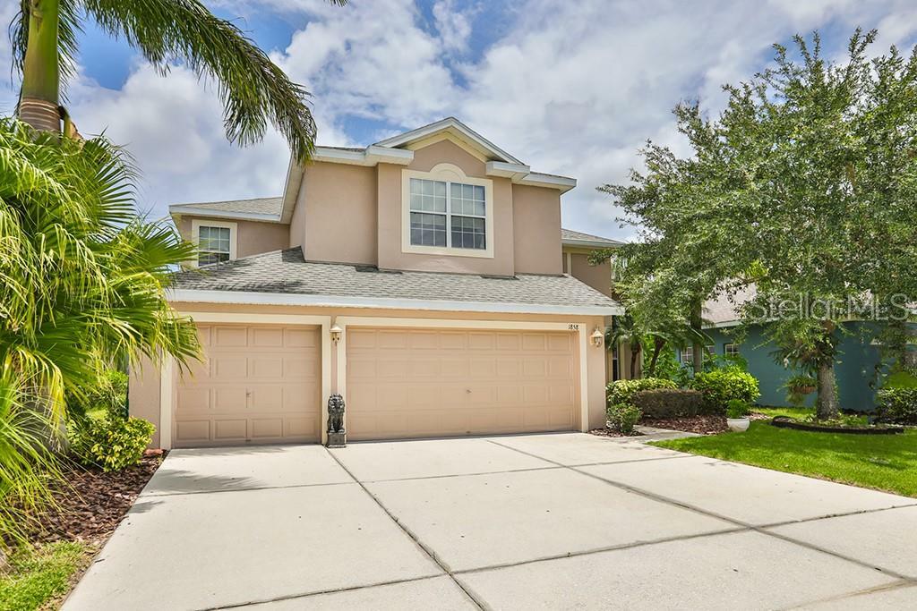 Property Photo:  1858 Mira Lago Circle  FL 33570 